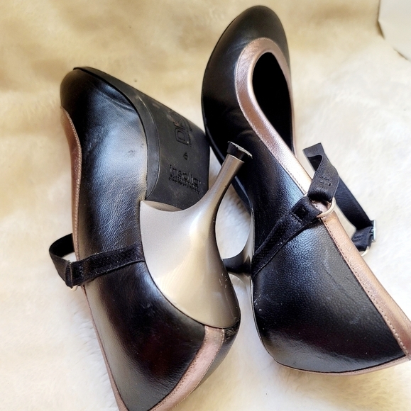 DKNY Donna Karen New York Mary Jane heels 6 - Picture 5 of 5
